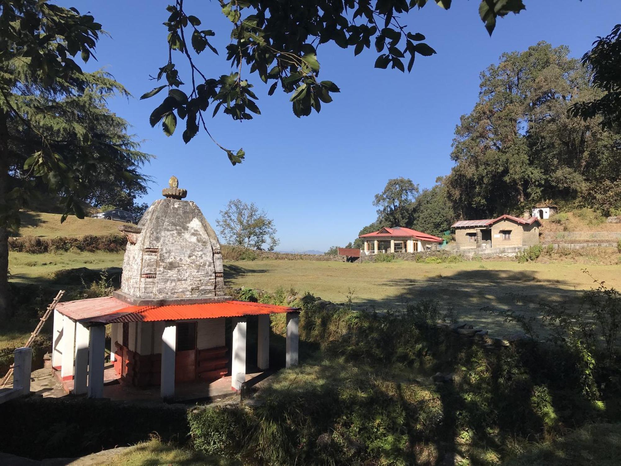 Simba Jungle Lodge, Binsar Wildlife Sanctuary エクステリア 写真